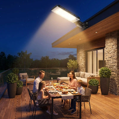 lampadaire led famille dinant soir terrasse